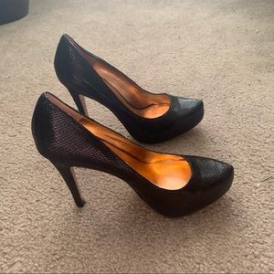 BCBGeneration Black Snake Sandalwood Pumps
